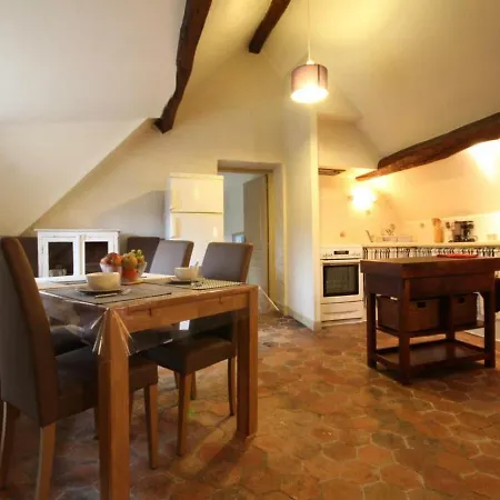 Cosy Avec Acces A Un Camping, Etang, Vtt, Et Proche De Randonnees Et D'alencon, Animaux Acceptes - Fr-1-497-111 Holiday home *
